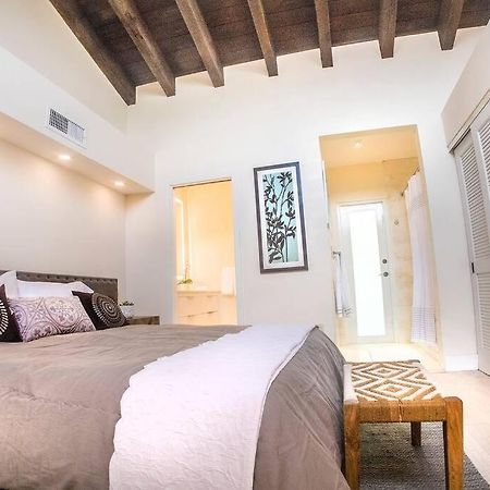 Villa At St. James Place “H”, Luxury, Pet Friendly Μαϊάμι Εξωτερικό φωτογραφία